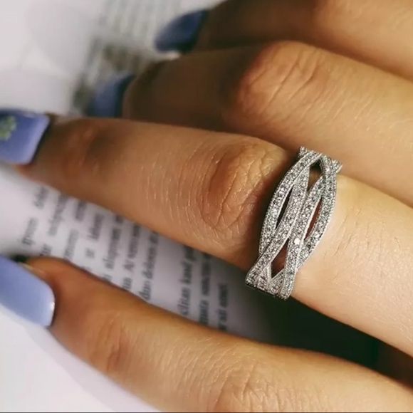 Jewelry - Sterling Silver Pavé Crisscross Ring - Silver